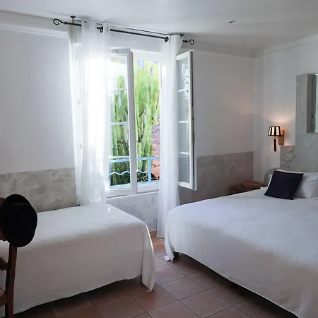 Les Flots Bleus Hotel Le Lavandou