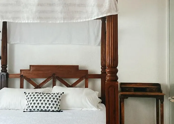 Hotel Les Flots Bleus