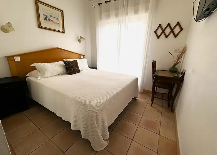 Hotel Les Flots Bleus